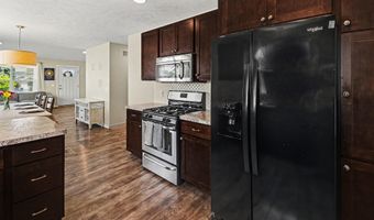 5150 Circleview Dr, Allendale, MI 49401