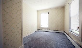 3 Grand St, Augusta, ME 04330