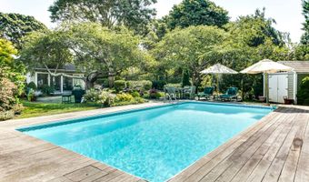 641 Montauk Hwy, Amagansett, NY 11930