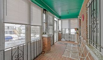 921 48TH St NE, Washington, DC 20019