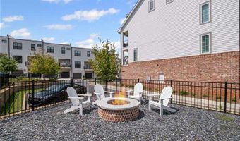 127 Devore 204, Alpharetta, GA 30009
