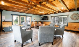 875 Hammond St, Bangor, ME 04401