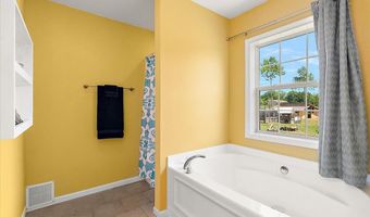 2171 Walking Horse Ln, Allegan, MI 49010