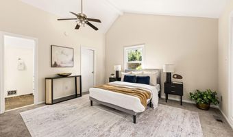 156 N BEDFORD St B, Arlington, VA 22201
