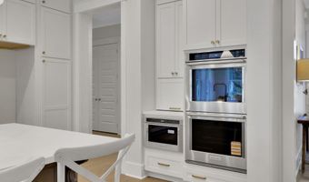 1 Greeters Ln, Bluffton, SC 29909