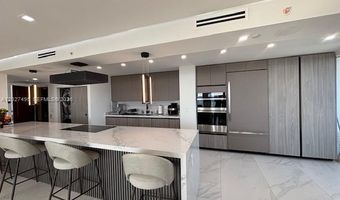 19707 Turnberry Way 23J, Aventura, FL 33180