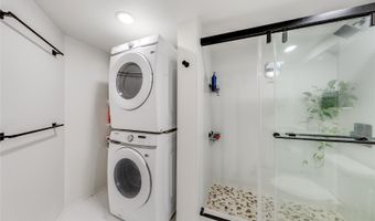 60 N Beretania St 3504, Honolulu, HI 96817