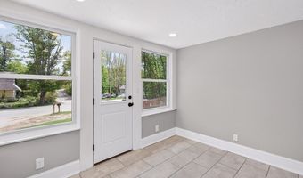 148 Center St, Ashburnham, MA 01430