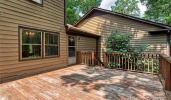 2011 E Barden Rd, Charlotte, NC 28226