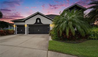6927 CRESTPOINT Dr, Apollo Beach, FL 33572
