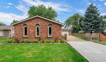 1832 W Woodland Ave, Addison, IL 60101