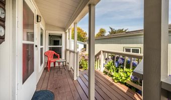 97940 W Benham Ln 4, Brookings, OR 97415
