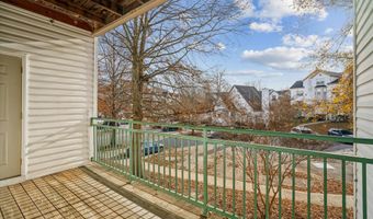 15610 EVERGLADE Ln E202, Bowie, MD 20716