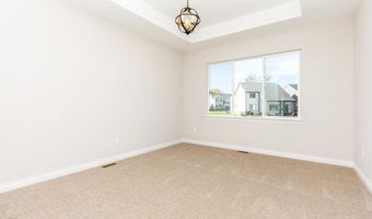 27633 Maryjane Ln E, Chesterfield, MI 48047