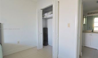 3701 N Country Club Dr 1504, Aventura, FL 33180