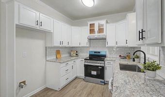 5422 Cheyenne Dr, Acworth, GA 30102