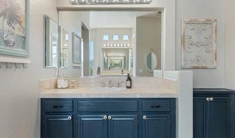 26112 Crescendo Dr, Escondido, CA 92026