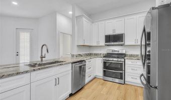 22 E HAZEL St, Orlando, FL 32804