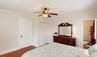 112 N College St, Atkinson, NC 28421