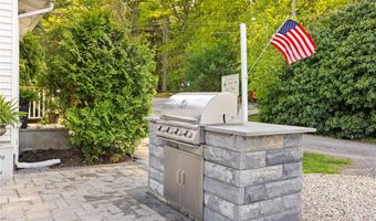 250 Shippee Plat Rd, Coventry, RI 02816
