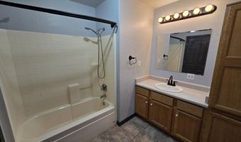 986 W Coffee Dr, Benson, AZ 85602