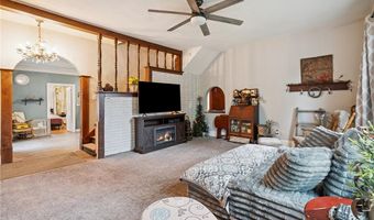 109 Park Ave, Anamosa, IA 52205