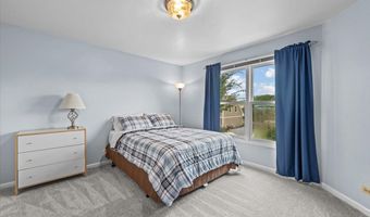 1820 Crofton Dr, Algonquin, IL 60102