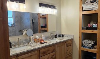 305 Snake River Dr, American Falls, ID 83211