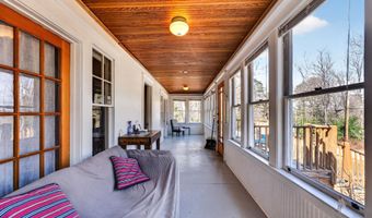 92 Pinewood Ave, Bethlehem, NH 03574
