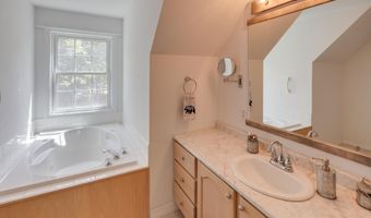 13 Ryder Rd, Campton, NH 03223