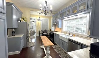 621 CHURCH St, Andalusia, AL 36420