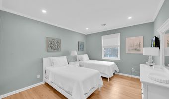 41 A Mount St, Bay Head, NJ 08742