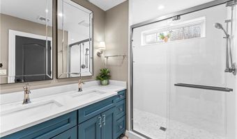 36 Ferry Ln, Barrington, RI 02806