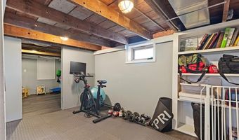 226 Becker Ave, East Providence, RI 02915
