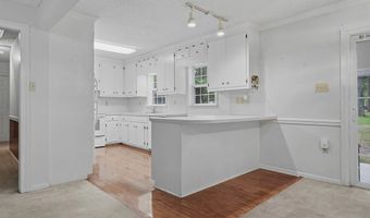 2008 McIntosh Rd, Albany, GA 31701