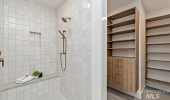 3255 W Moore St, Boise, ID 83702