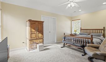 816 E Mayfair Rd, Arlington Heights, IL 60005