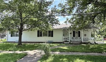 100 N Hickory St, Appleton City, MO 64724