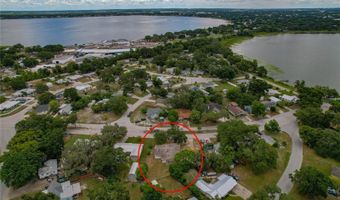 208 LAKE DALE Dr, Auburndale, FL 33823