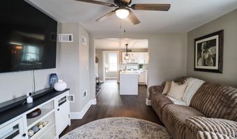 2219 SUNSET Ln, York, PA 17408