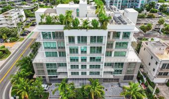 10281 W Bay Harbor Dr 201, Bay Harbor Islands, FL 33154