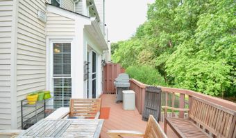 6153 SUMMER PARK Ln, Alexandria, VA 22315