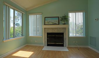 1879 BEACH Ave, Atlantic Beach, FL 32233