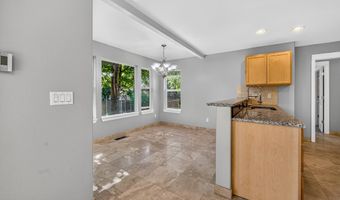 3190 NE Delmas St, Bend, OR 97701