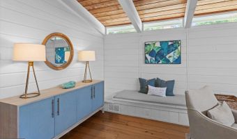 110 CAROLINA St, Dewey Beach, DE 19971