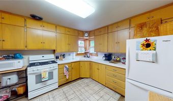 1402 W Clark St, Albert Lea, MN 56007