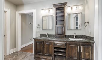 312 Riverside Dr, Arkadelphia, AR 71923