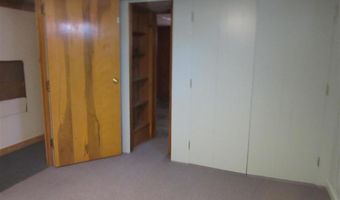 520 Circle Dr E, Cody, WY 82414