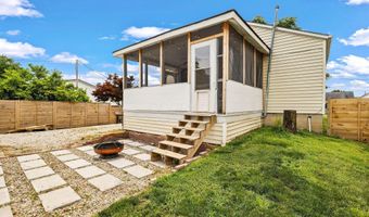 440 Long St, Ashville, OH 43103