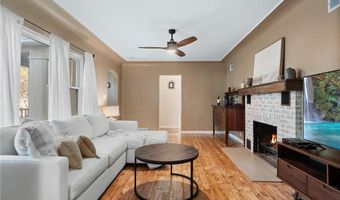 1019 Ash St, Alexandria, MN 56308